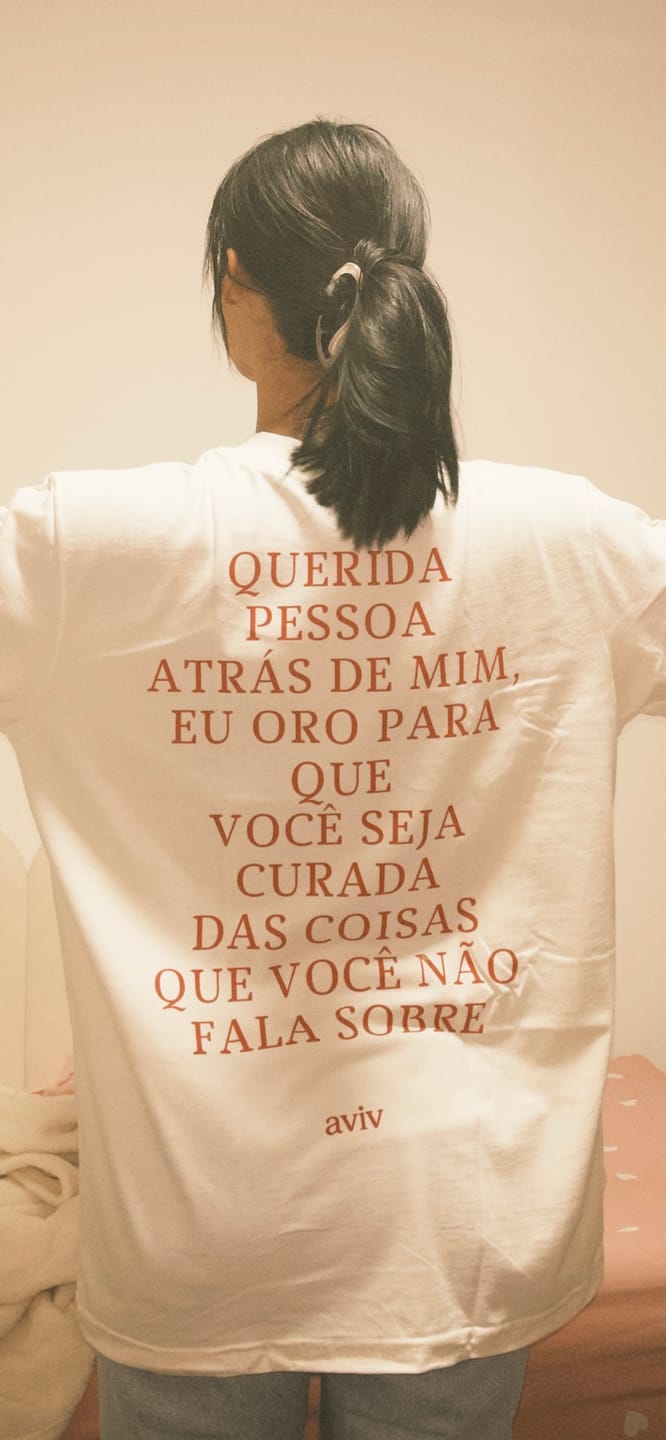 Customer photo review of TEE OVERSIZED 'NÃO DESISTA'