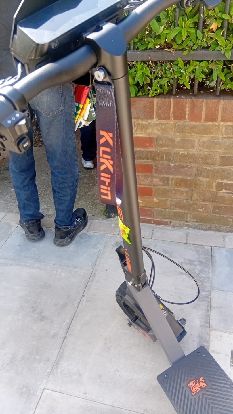 Customer photo review of KuKirin (Kugoo) G2 Electric Scooter 2026 Version