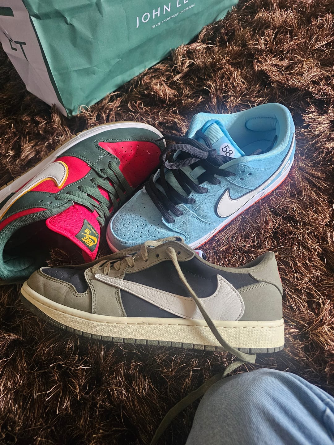 Customer photo review of SB Dnk Low 'Club 58 Gulf'