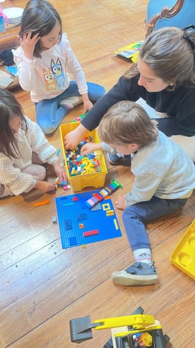Customer photo review of Caja Mediana de Ladrillos Creativos LEGO