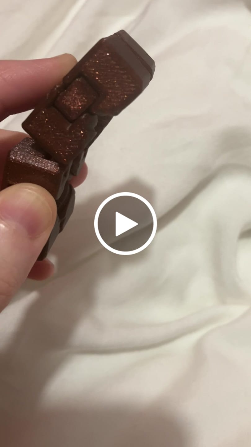 Customer video review of FlexiFlip (Groove)