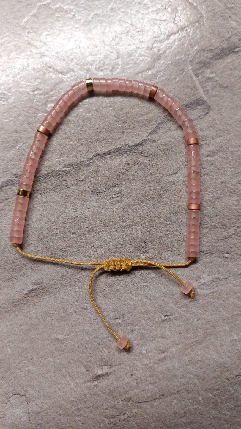 Customer photo review of Rosenquarz Armband - Natur