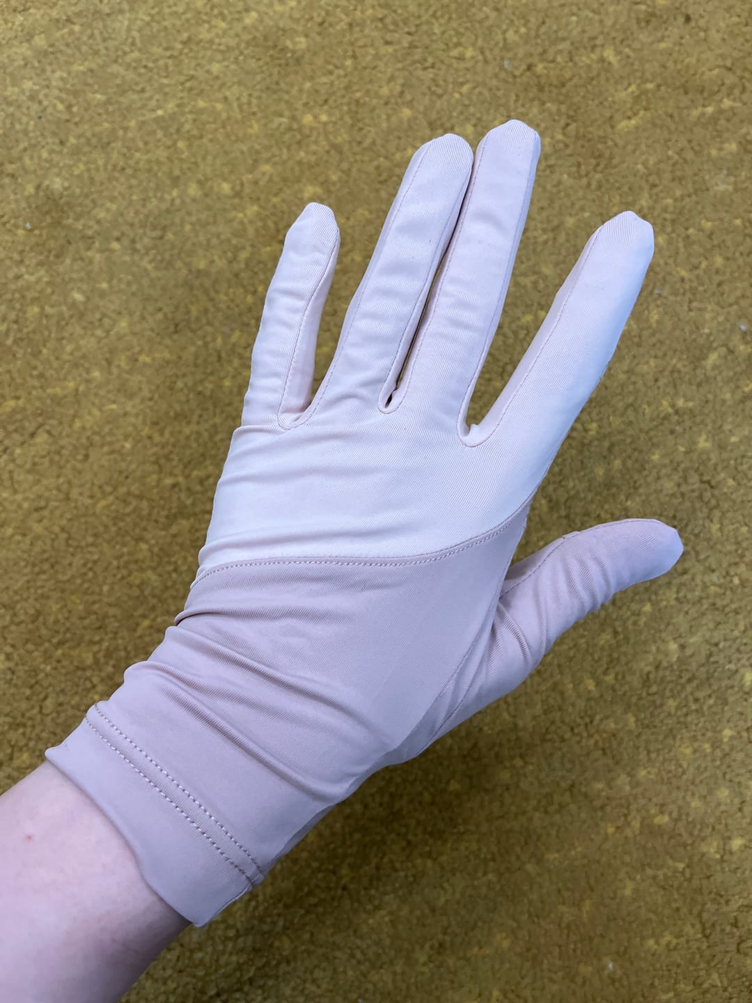 Customer photo review of Women's Cooling Sun Protection Gloves UPF 50+ AL360