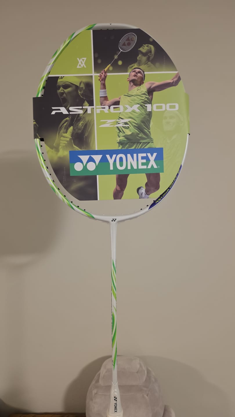 Customer photo review of Yonex x Viktor Axelsen ASTROX 100VA ZZ Unstrung Badminton Racket Limited Edition [Grayish Beige]