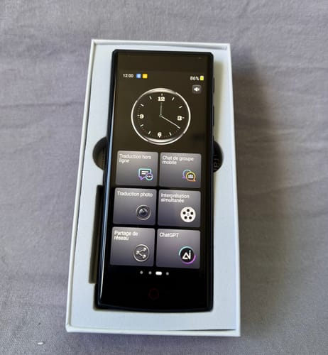 Customer photo review of Traducteur vocal Instantané portable - HOLAVOX