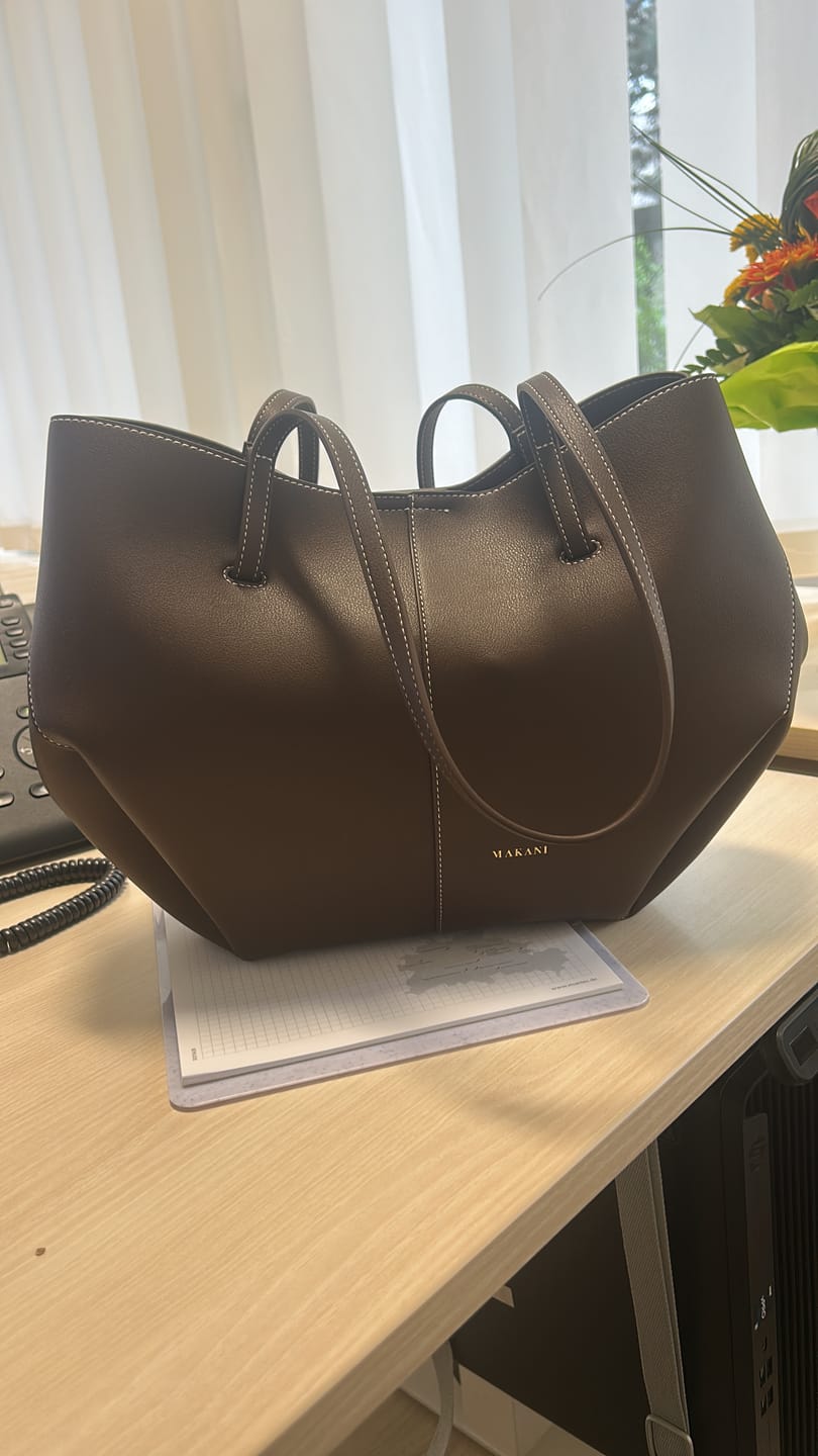 Customer photo review of EMALIA - DARK BROWN