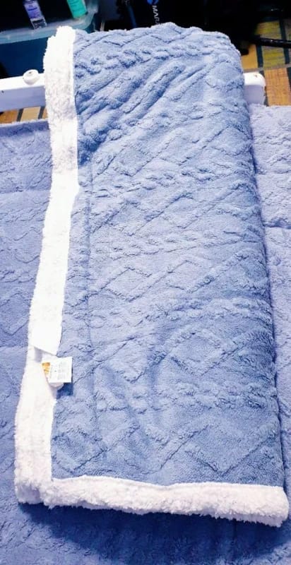 Customer photo review of Sherpa Fleece Blanket – Reversible Winter Throw
