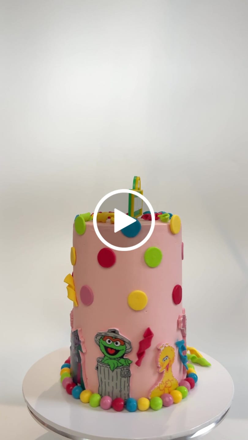 Customer video review of A4 Rectangle Custom Edible Icing Image