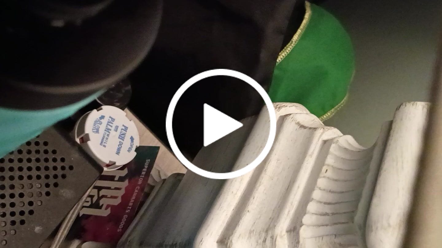 Customer video review of Melted Strawberry Crumble 7G(Buy 1 Get 1)