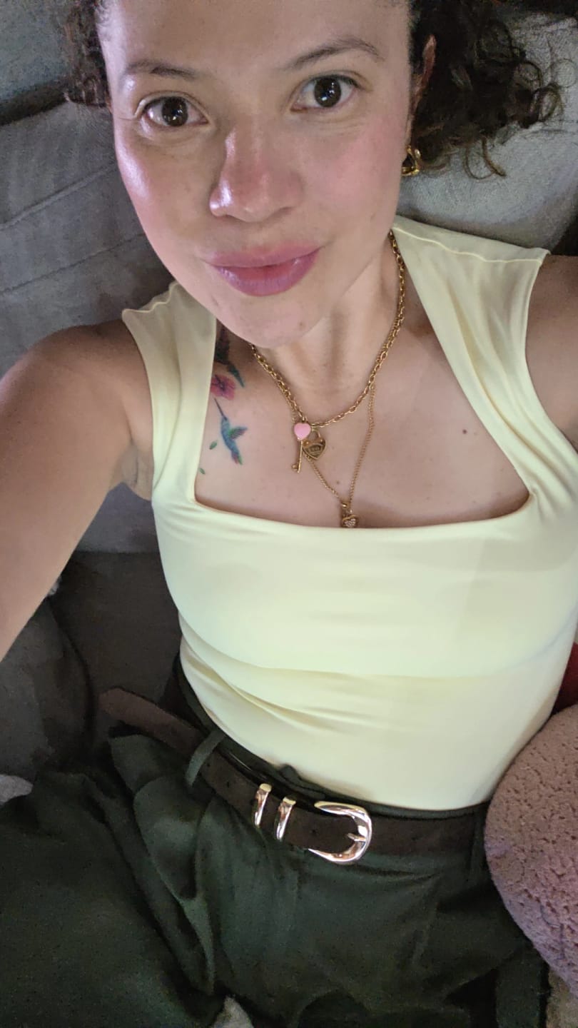 Customer photo review of Bodysuit Contour Cuello Cuadrado