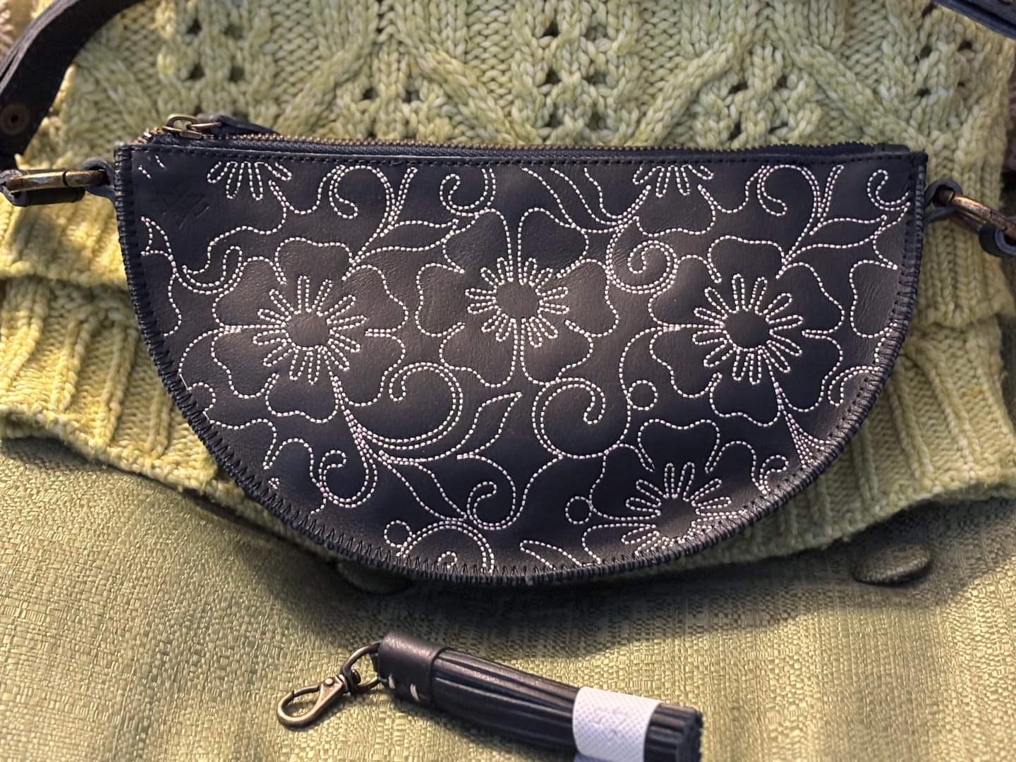 Customer photo review of Floral Navy Bee