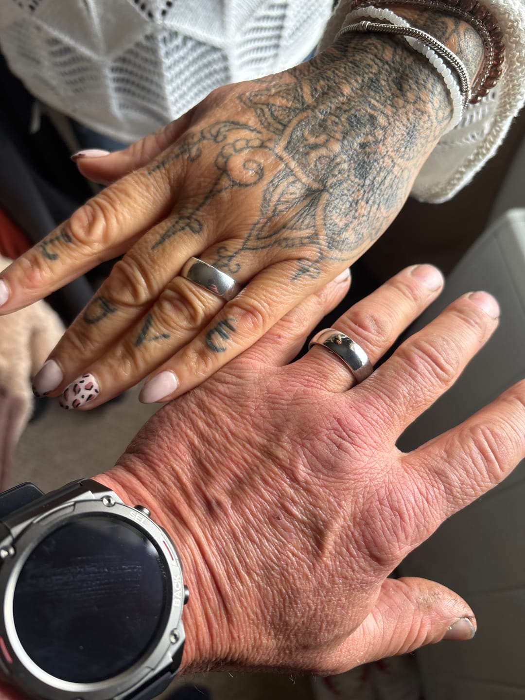 Customer photo review of The White Gold Wonder Ring Set