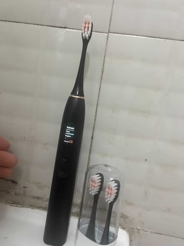 Customer photo review of Oryzom ProSonic V1 – Nettoyage dentaire professionnel avec technologie sonique pour des dents plus lisses et une hygiène bucco-dentaire optimale