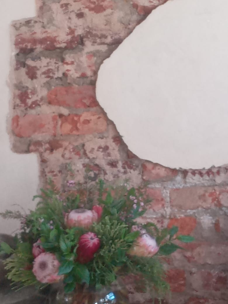 Customer photo review of Protea Vase Arrangement