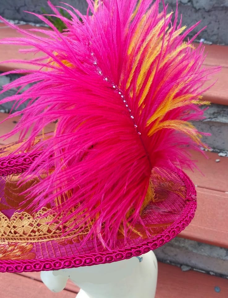 Customer photo review of Ostrich Drab Feathers (Long)
