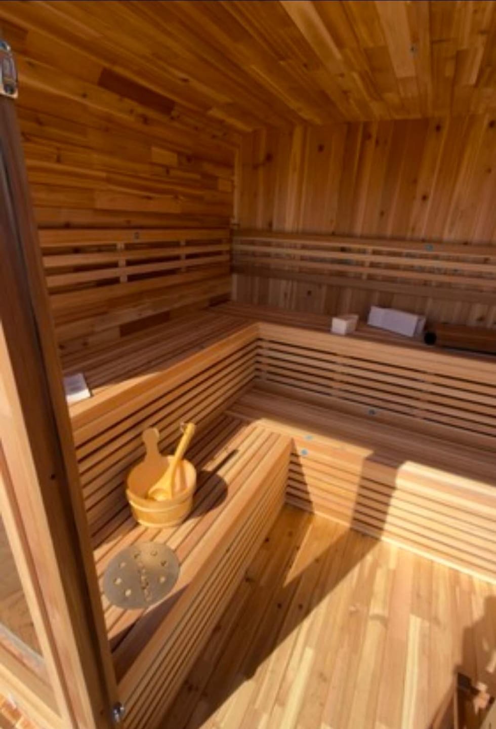 Customer photo review of OS-CALDERA CORE 4 | Saunasnet® 4-8 Person Outdoor Steam Sauna