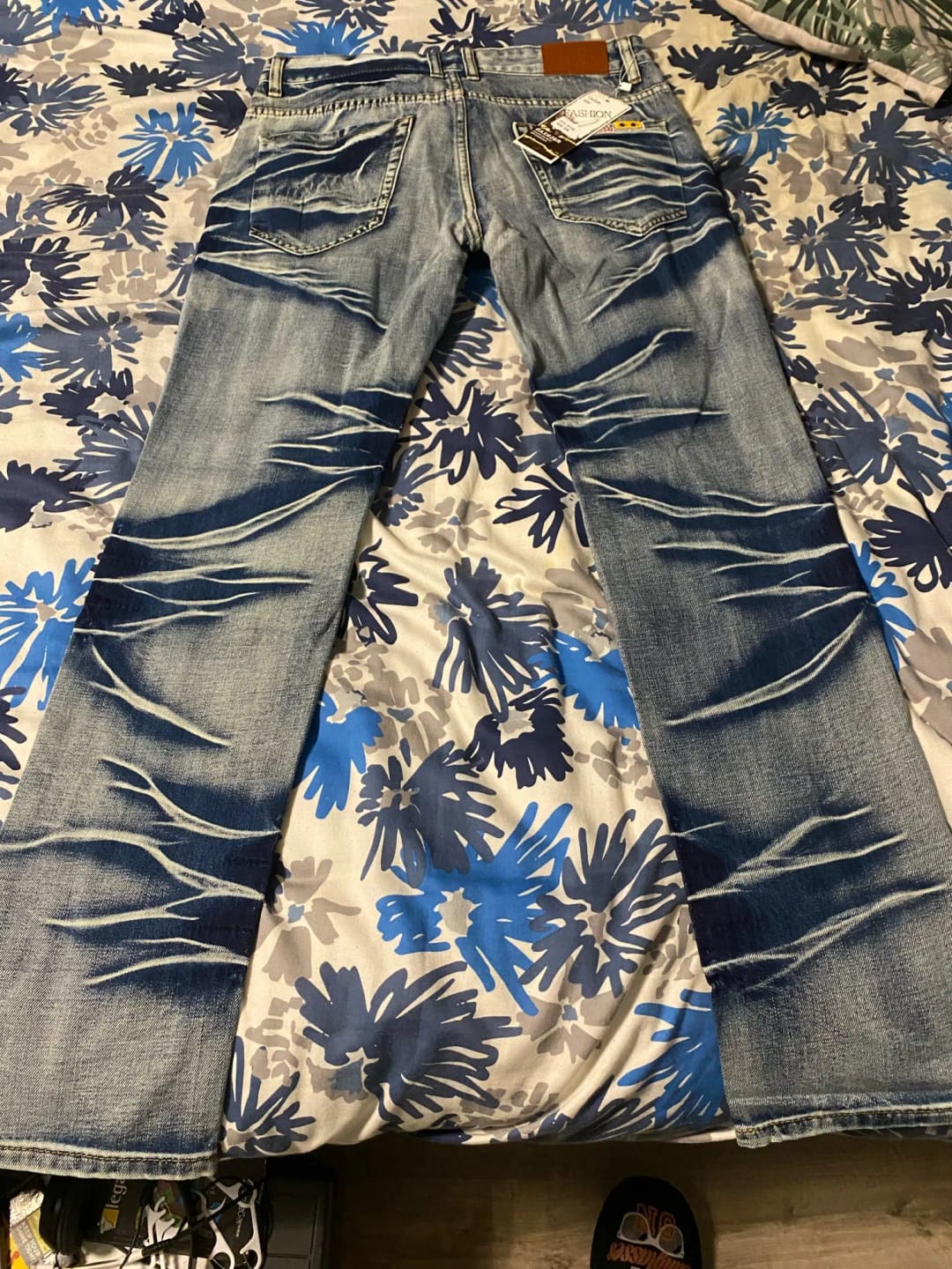 Customer photo review of Men's Slim Denim Cargo Pants
