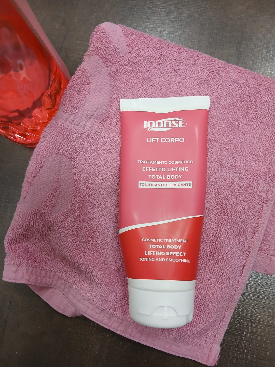 Customer photo review of Crema lifting corpo
