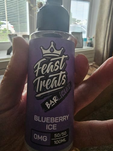 Customer photo review of Blueberry Ice by Feast Treats - 100ml Bar E-Liquid