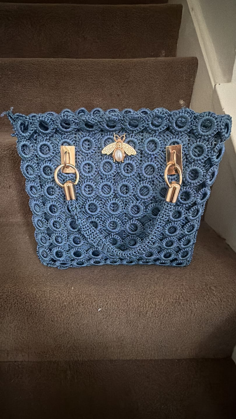 Customer photo review of CrochetPark™ Garden Bee Crochet Bag Kit