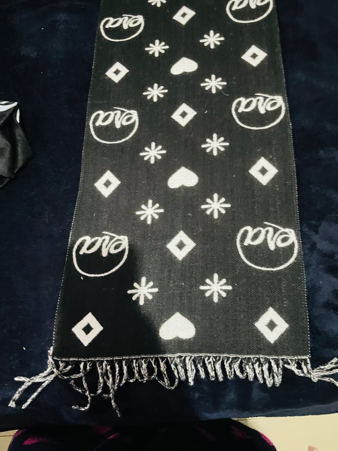 Customer photo review of ERA Signature Scarf