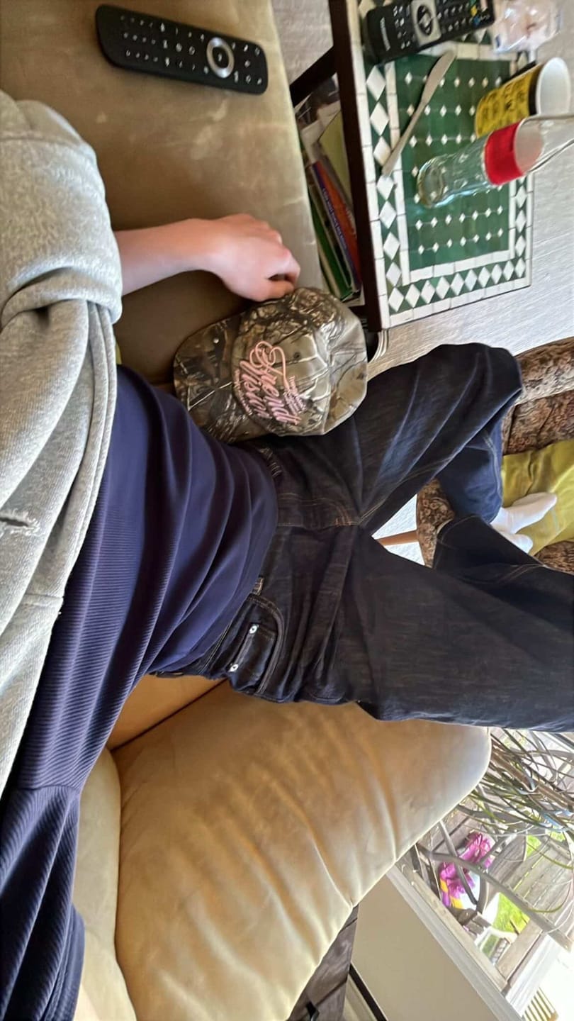 Customer photo review of Ribbed Slim Tee Navy