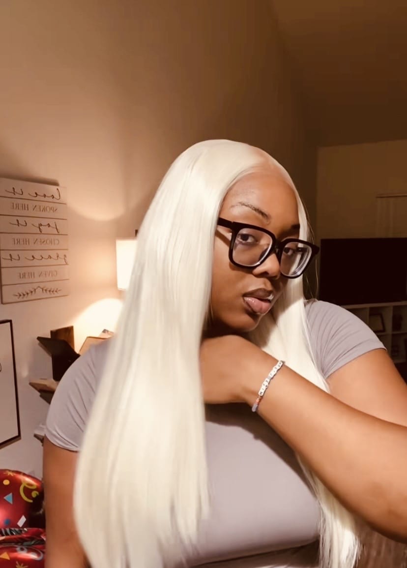 Customer photo review of Luvwin 13x4 Lace 95% White Salt and pepper Straight Platinum Blonde 100% Glueless Human Hair Wig