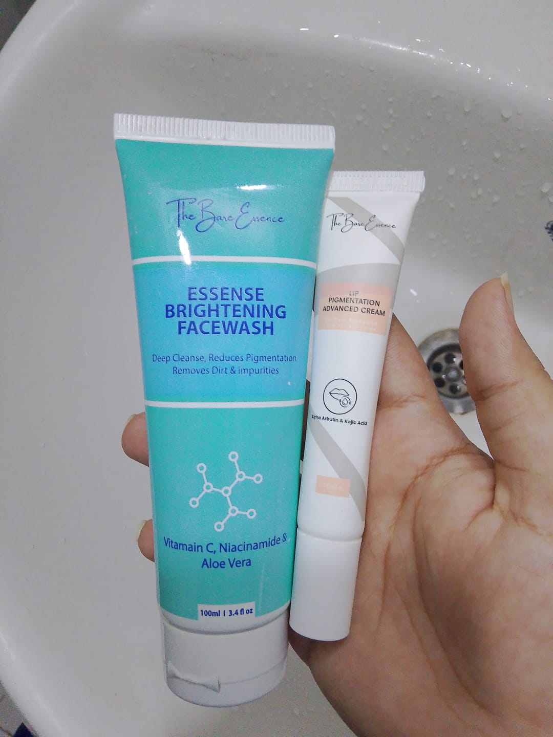 Customer photo review of Lip Pigmentation & Facewash
