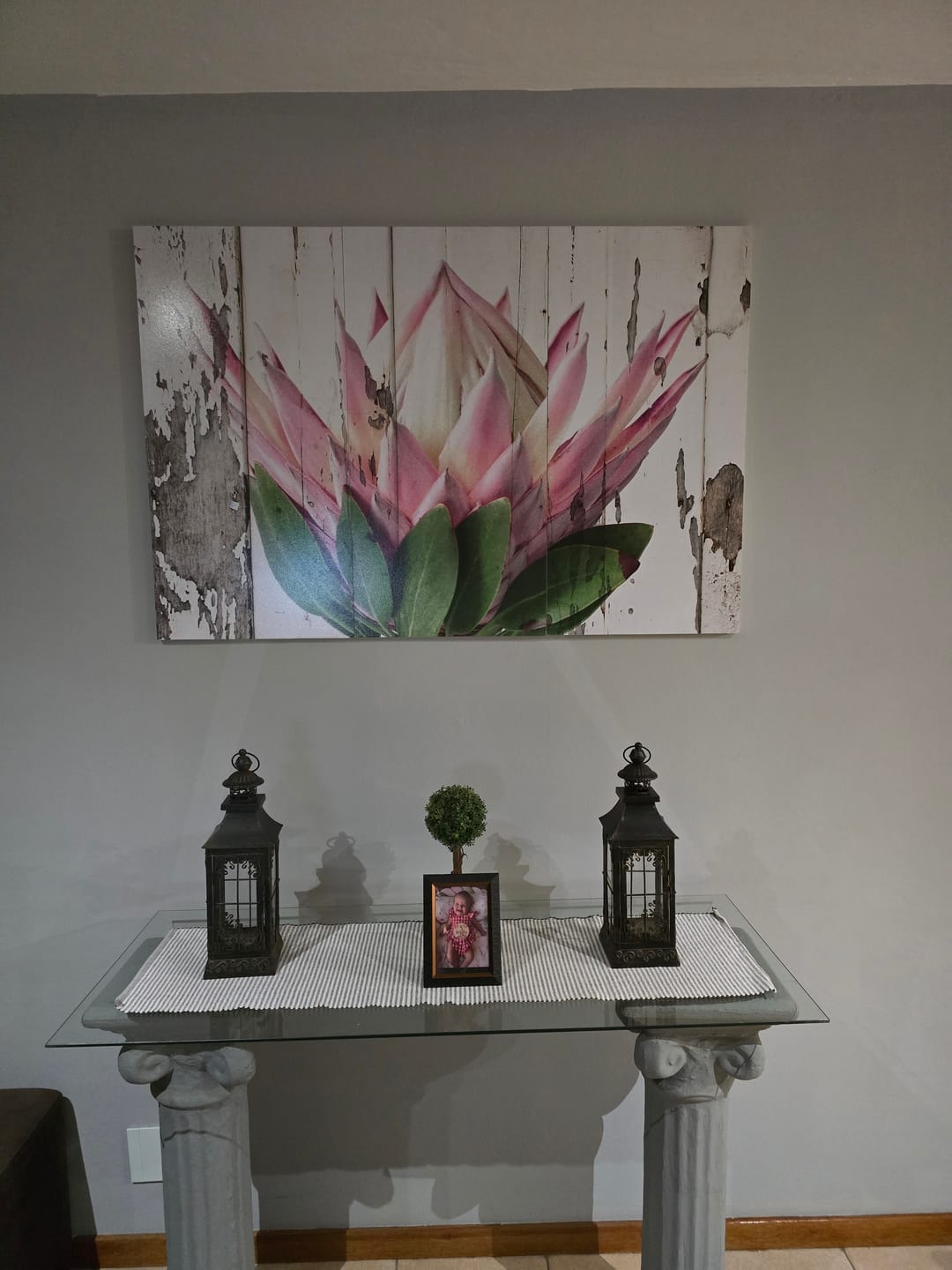 Customer photo review of Wooden Wall Art | 3 Set | Floral | Protea