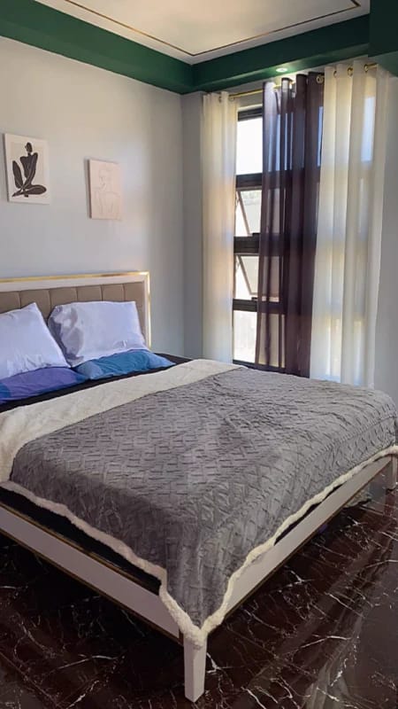 Customer photo review of Sherpa Fleece Blanket – Reversible Winter Throw