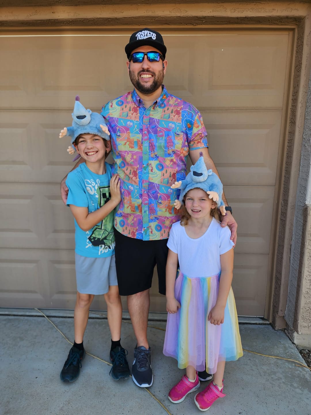 Customer photo review of Disney's A Goofy Movie "Lester's Possum Pal" – Plush Hat