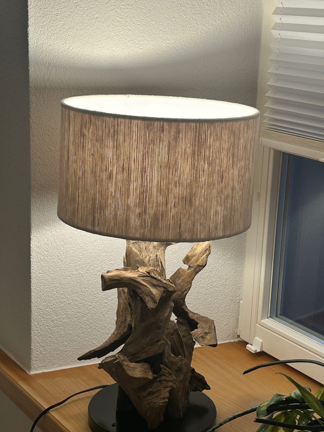 Customer photo review of Wurzel Tischlampe IKAL XS | Höhe 62 cm inkl. Lampenschirm