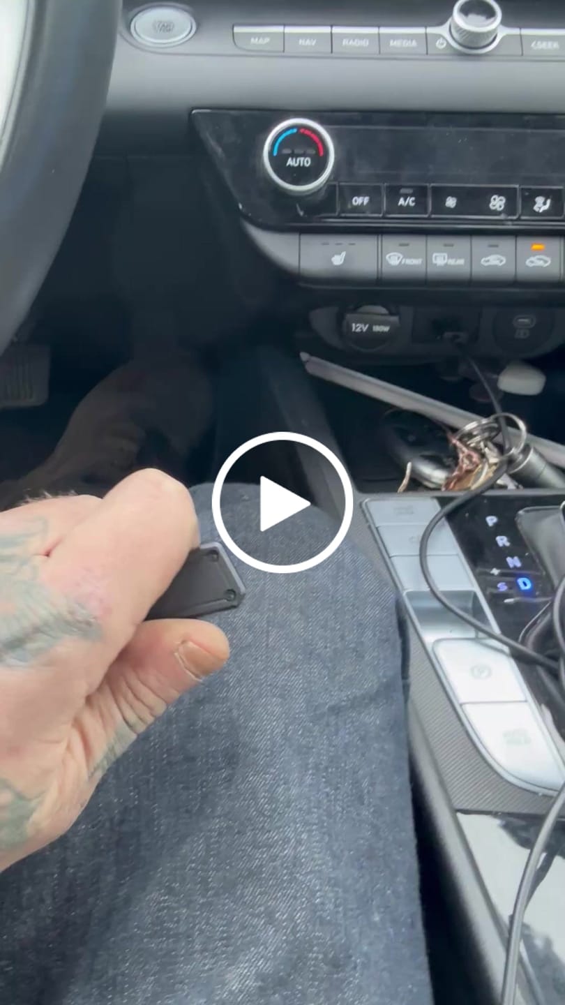 Customer video review of VT Mini Black Ice OTF