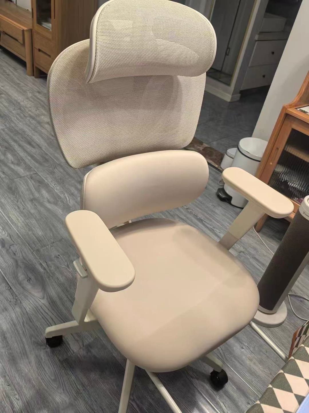 Customer photo review of S3 Pro Office Chair with Colorful Lifestyle Design