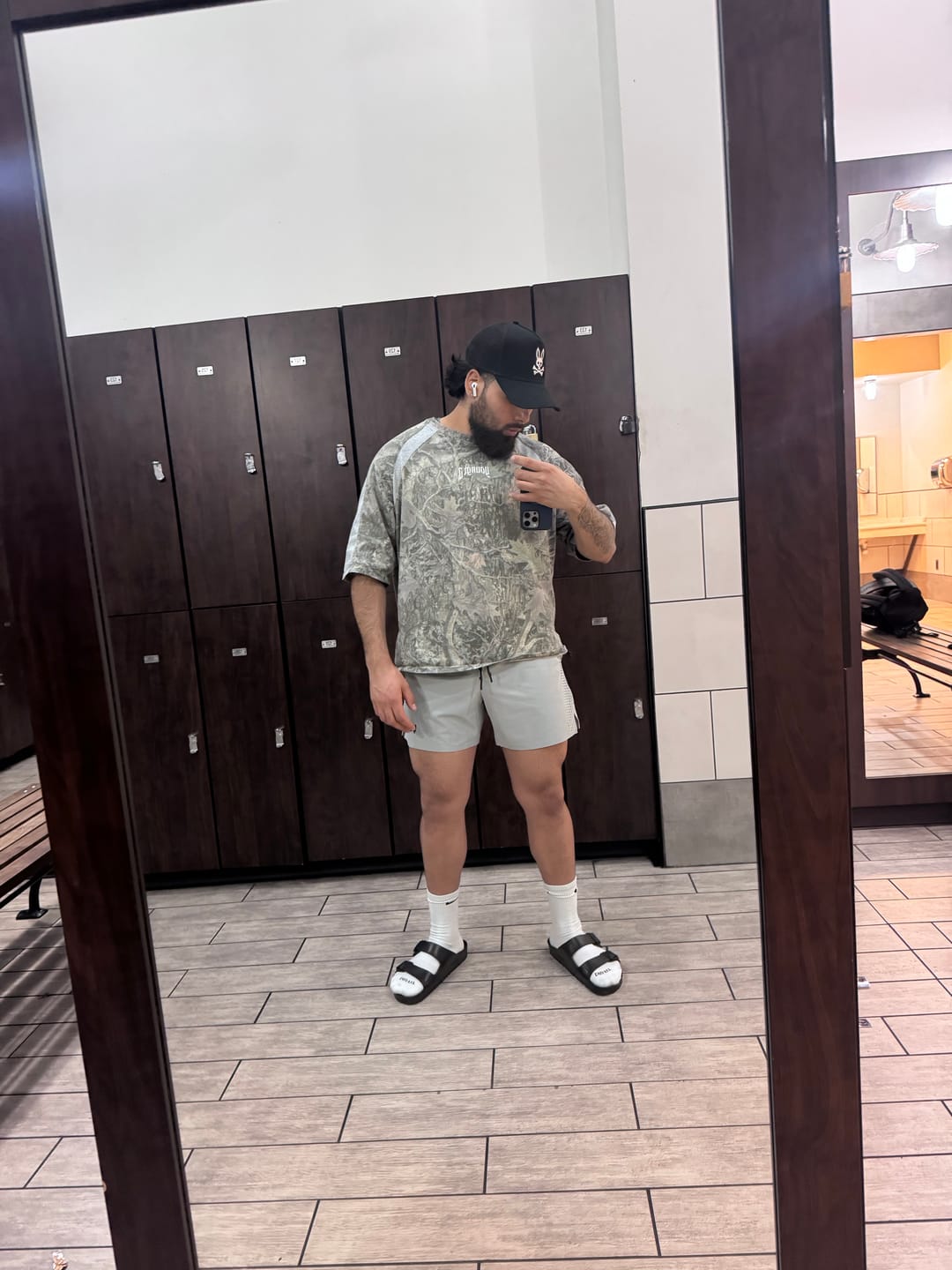 Customer photo review of 1054 - AeroVent Compression Shorts