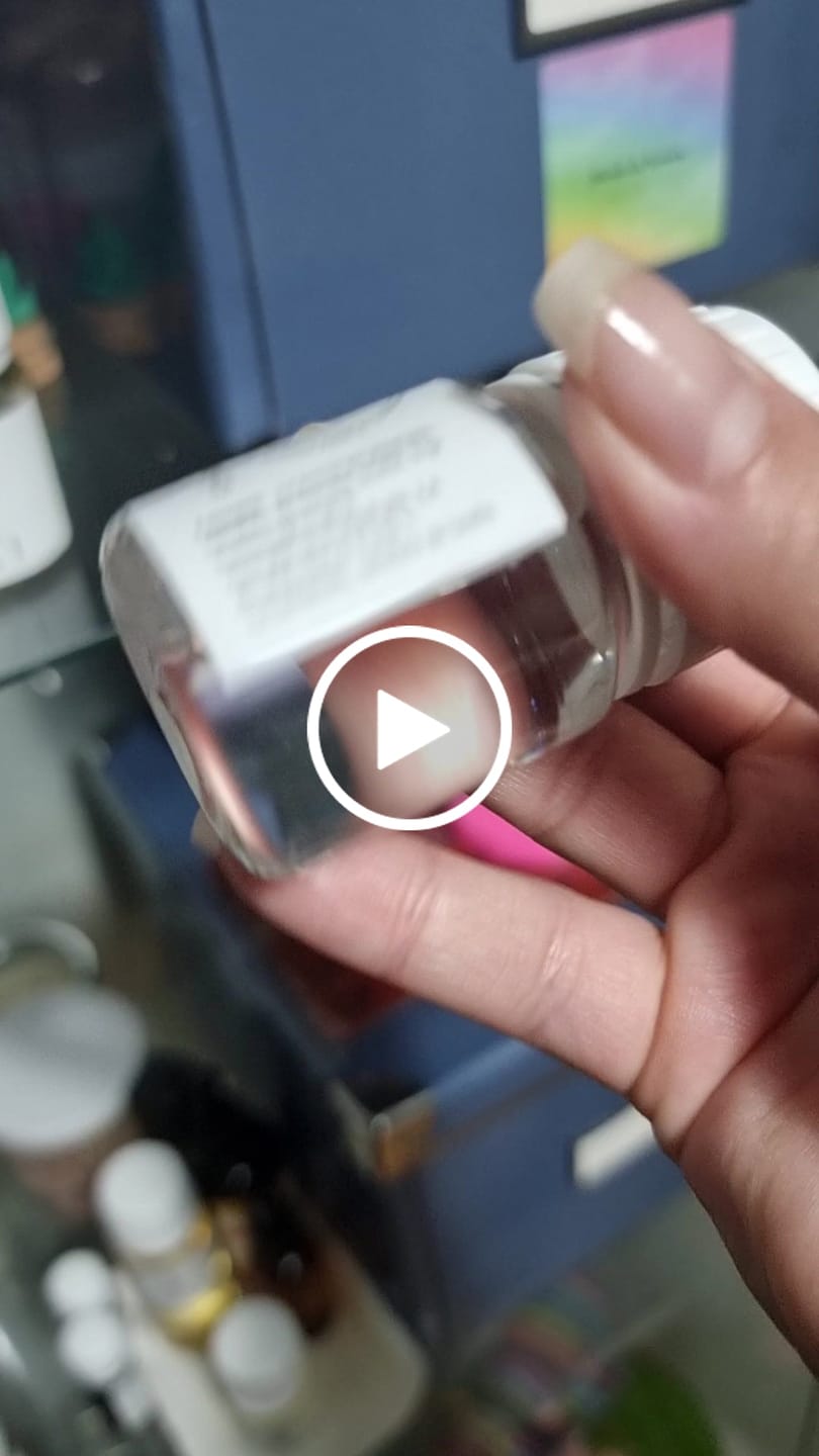 Customer video review of Fragancia CHAKRA ESSENCE