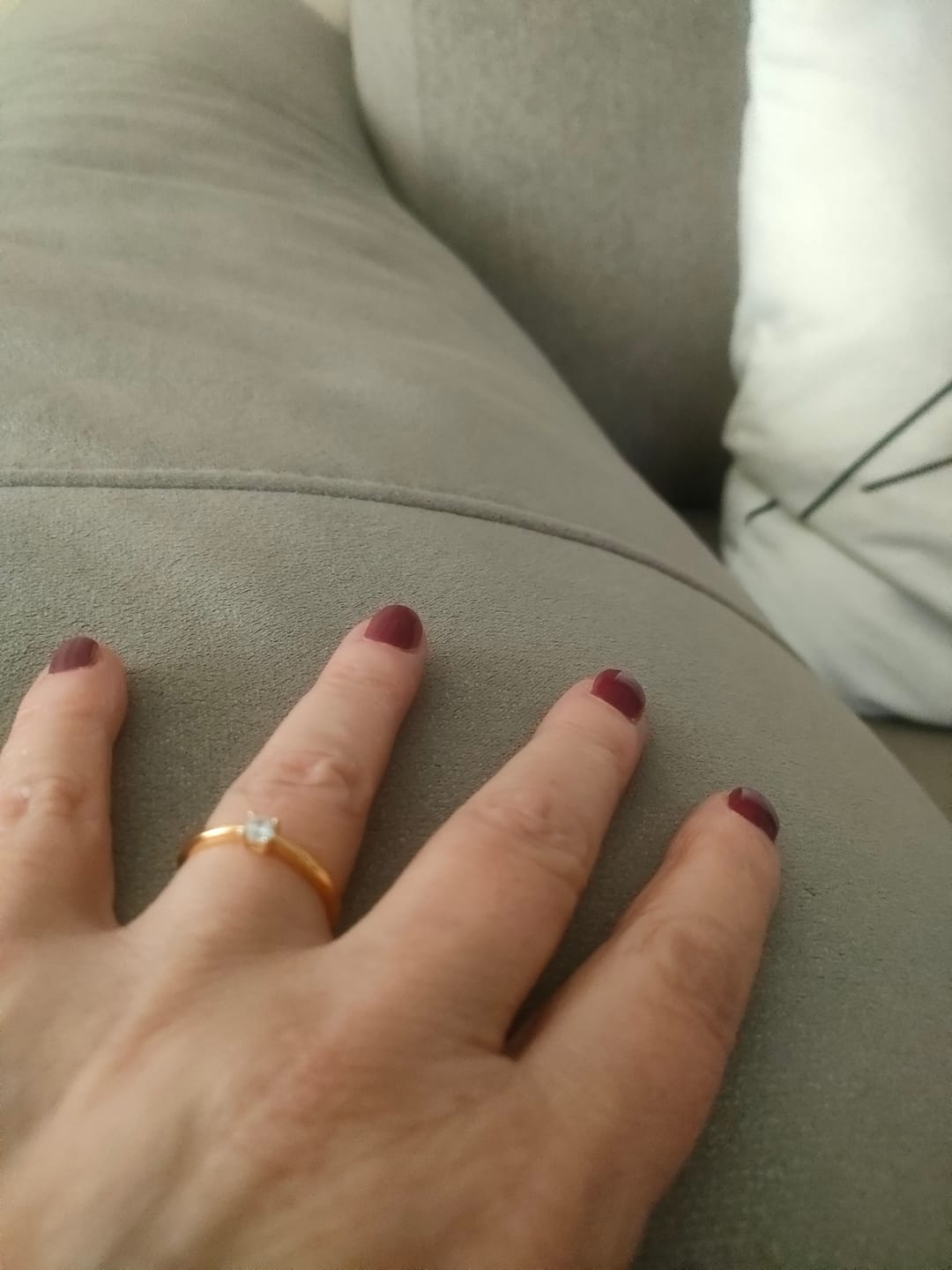 Customer photo review of Anillo Circonita Solitaria
