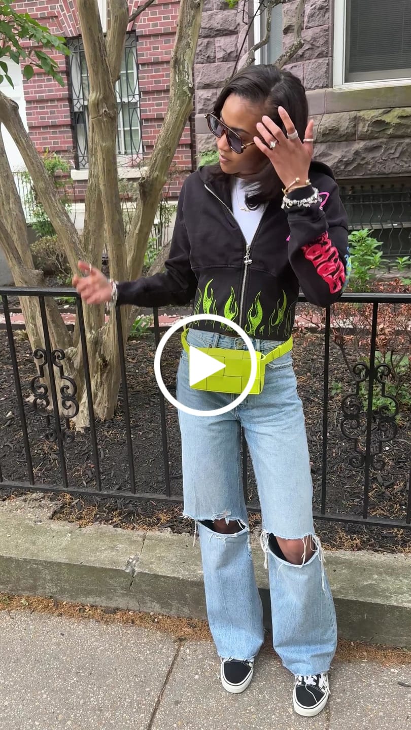 Customer video review of 5 YEAR CORSET HOODIE