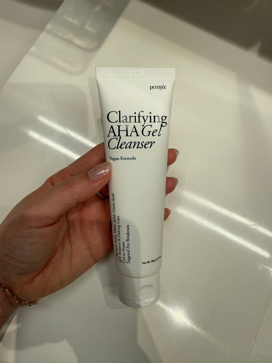 Customer photo review of Petitfee AHA Clarifying Gel Cleanser (100g)