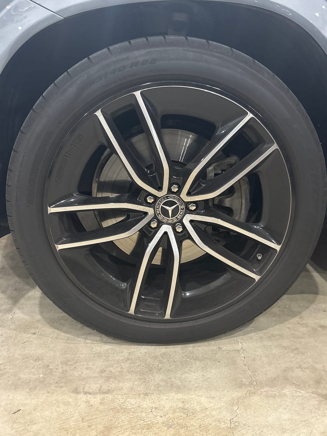 Customer photo review of Aluminum Alloy Wheel Rim Protector- Fits All Cars (4pcs）