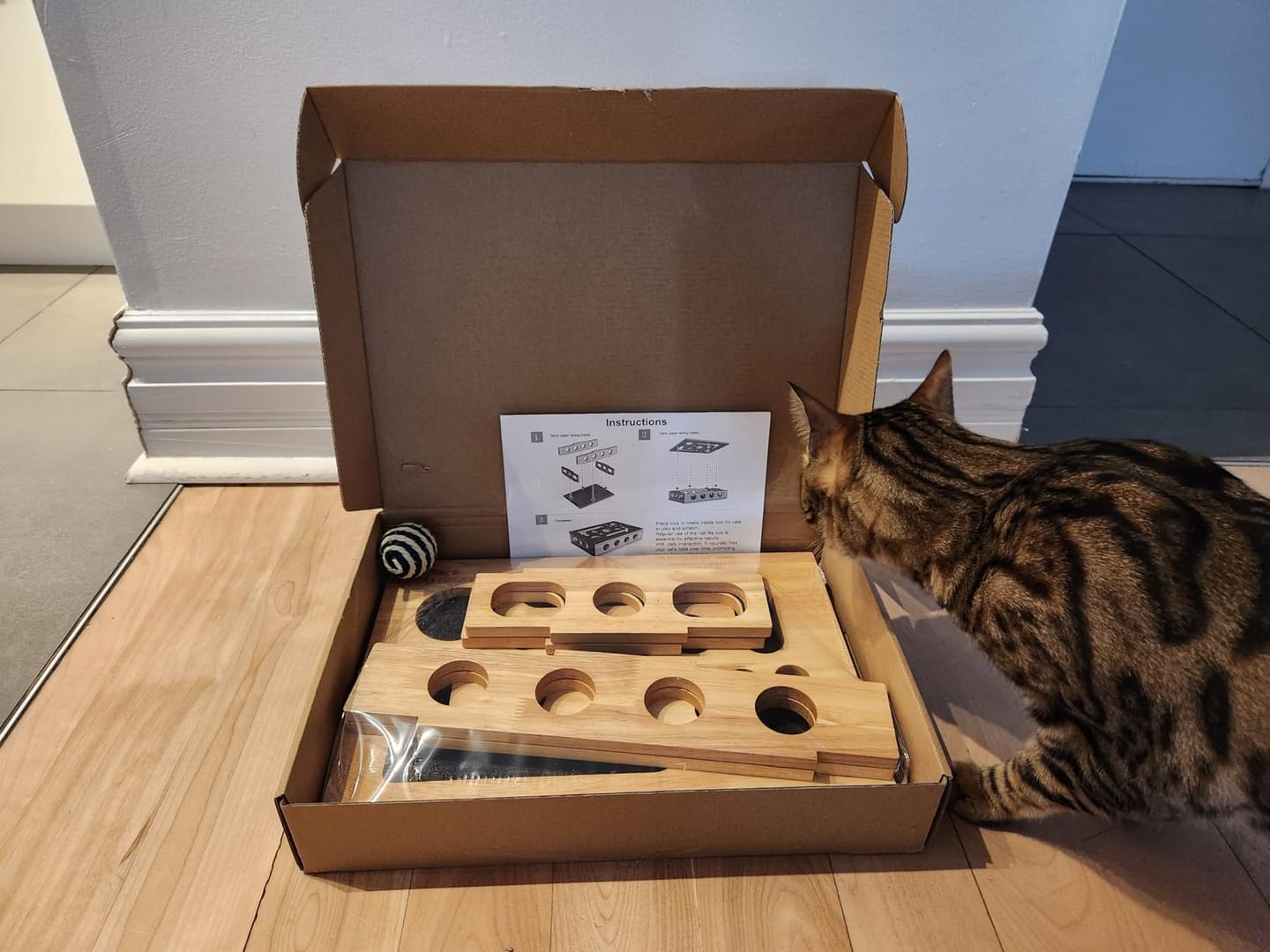Customer photo review of ClawEase™ Cat Nail Filing Box