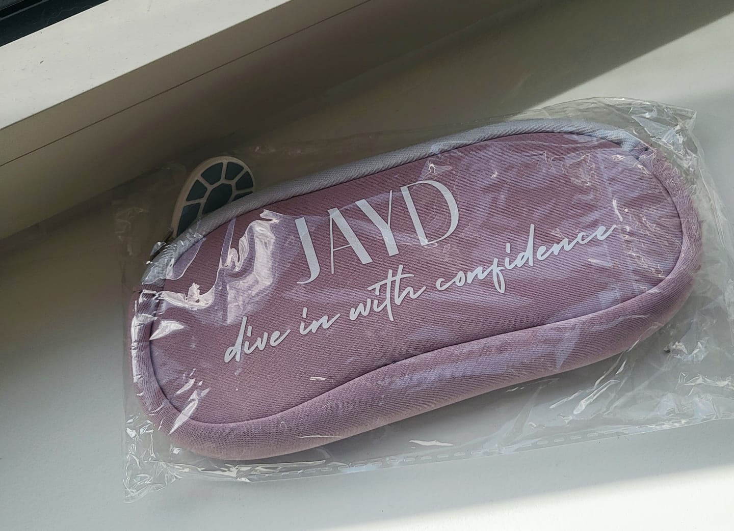 Customer photo review of JAYD Goggle Bag - Pink