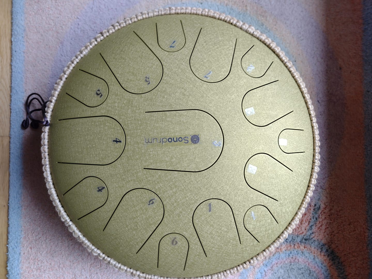 Customer photo review of Sonodrum Zungentrommel - "Premium" - Handgefertigt - 35,5cm - 15 Zungen - C-Dur