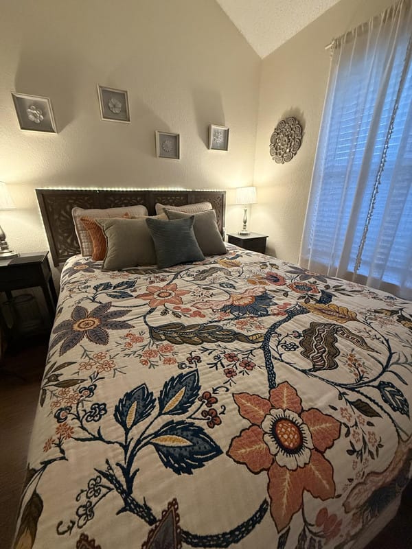 Customer photo review of Boho Floral Cotton Throw – Fringed Tapestry Blanket