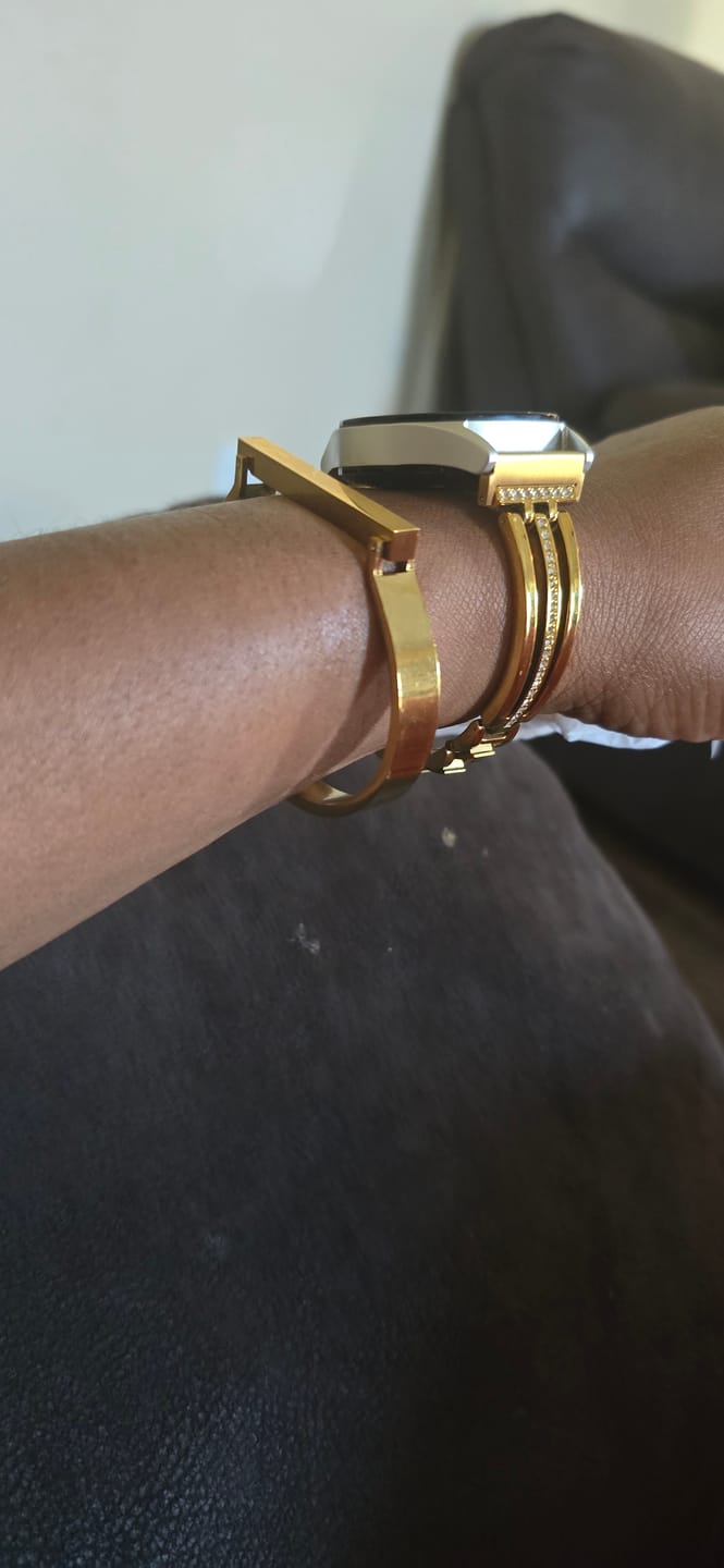 Customer photo review of Dune Bracelet