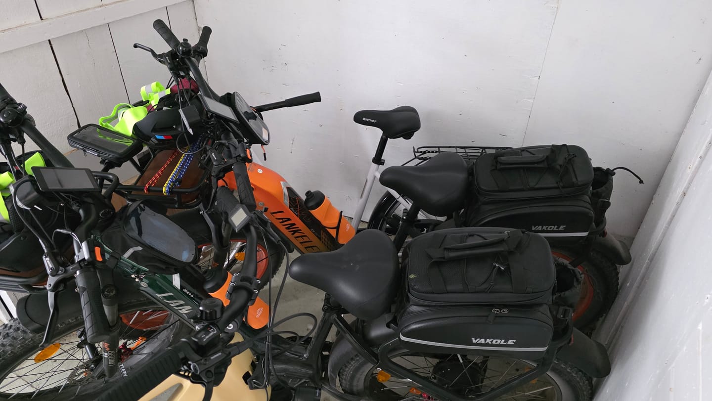 Customer photo review of Vakole Waterproof Bike Rack Bag With Large Capacity (17-35L)