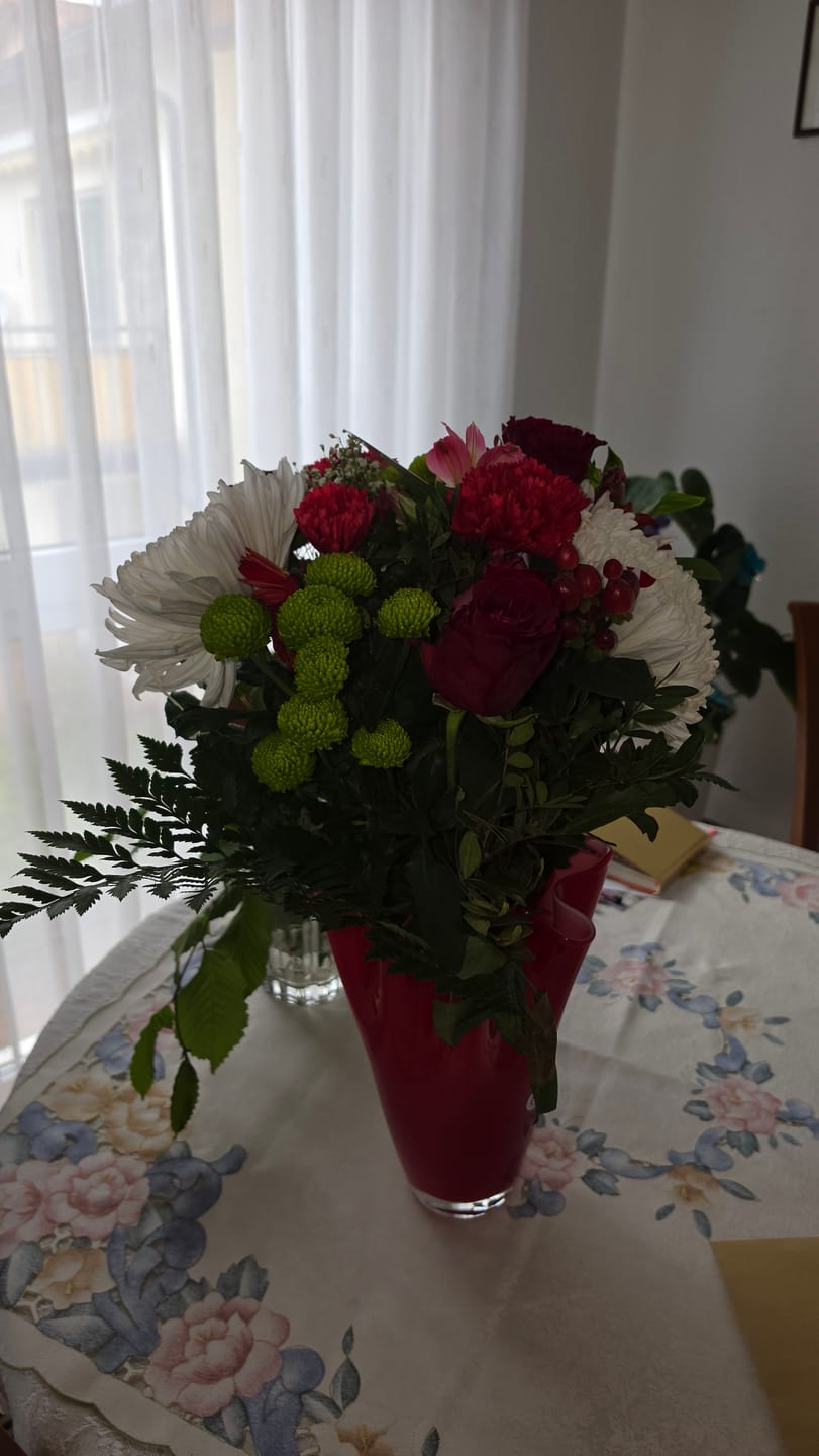 Customer photo review of Vase Luise