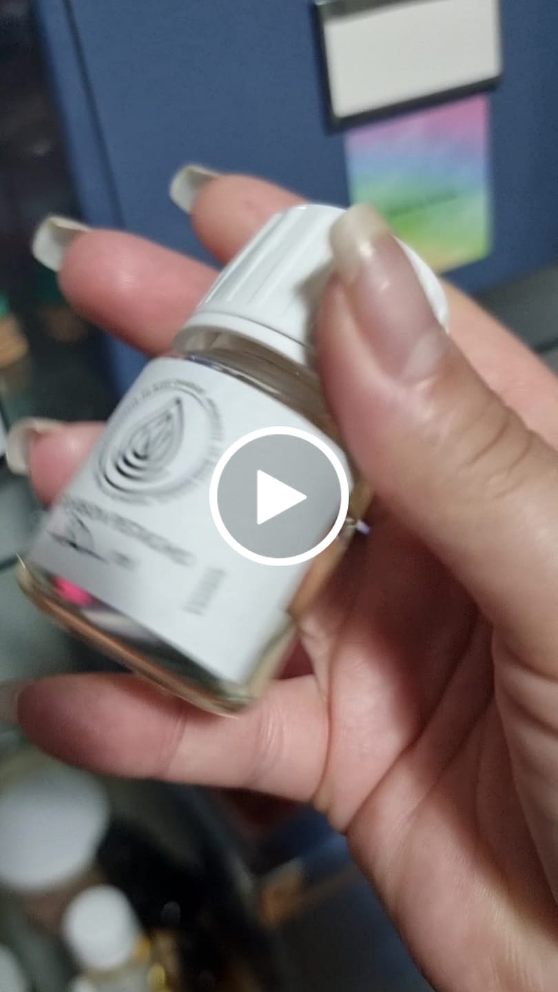 Customer video review of Fragancia BOURBON PISTACHIO