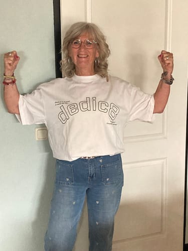 Customer photo review of Dedic8 Box Fit Tee