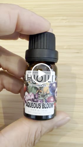 Customer video review of Water Lily Papyrus Diffuser Oil